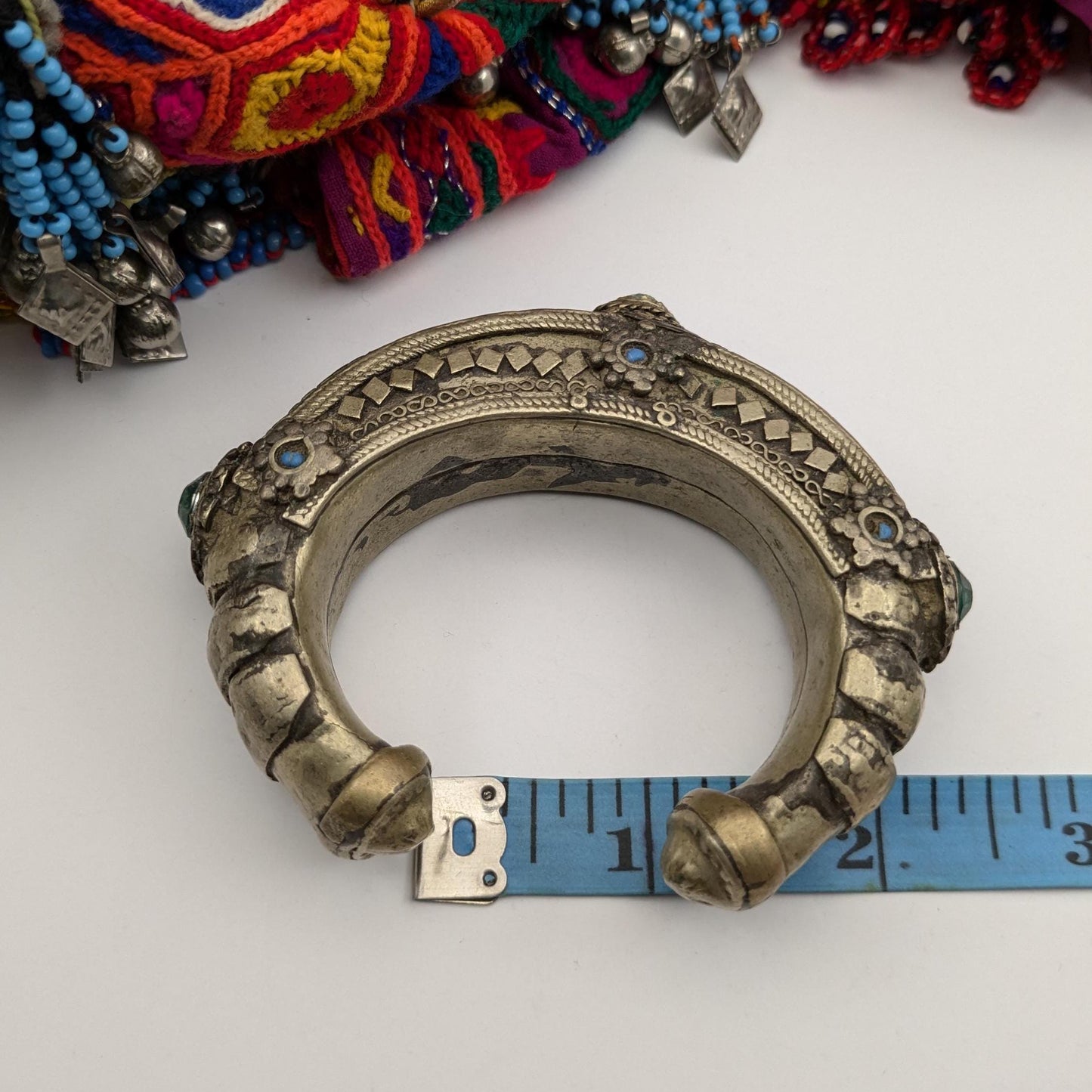 Vintage Kuchi Tribal Cuff Makes RATTLING Sound 5.75" (17363)