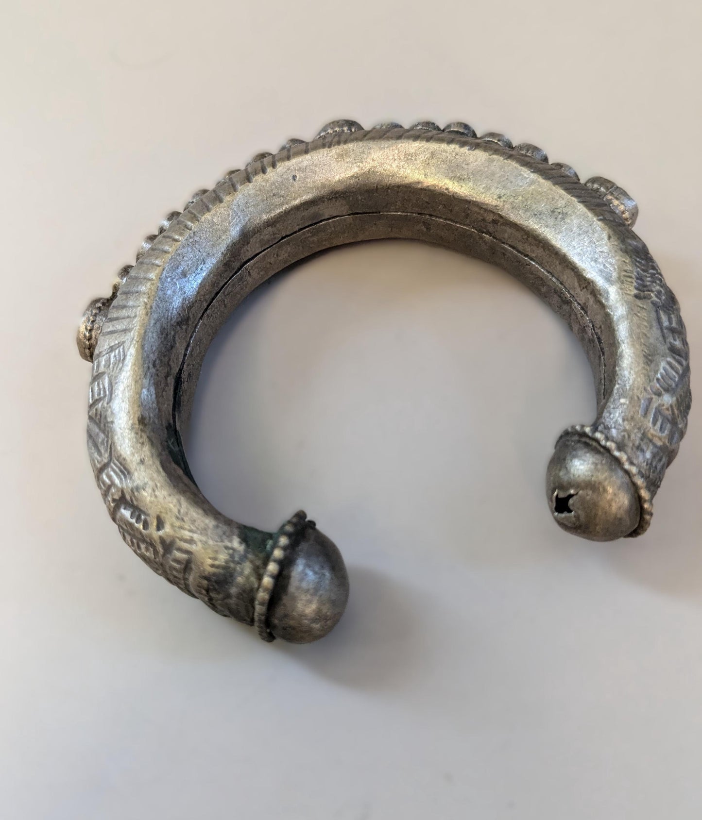 Vintage Small Baloch Tribal Cuff C-Shape Jewelry 6.6" Wrist (16520)