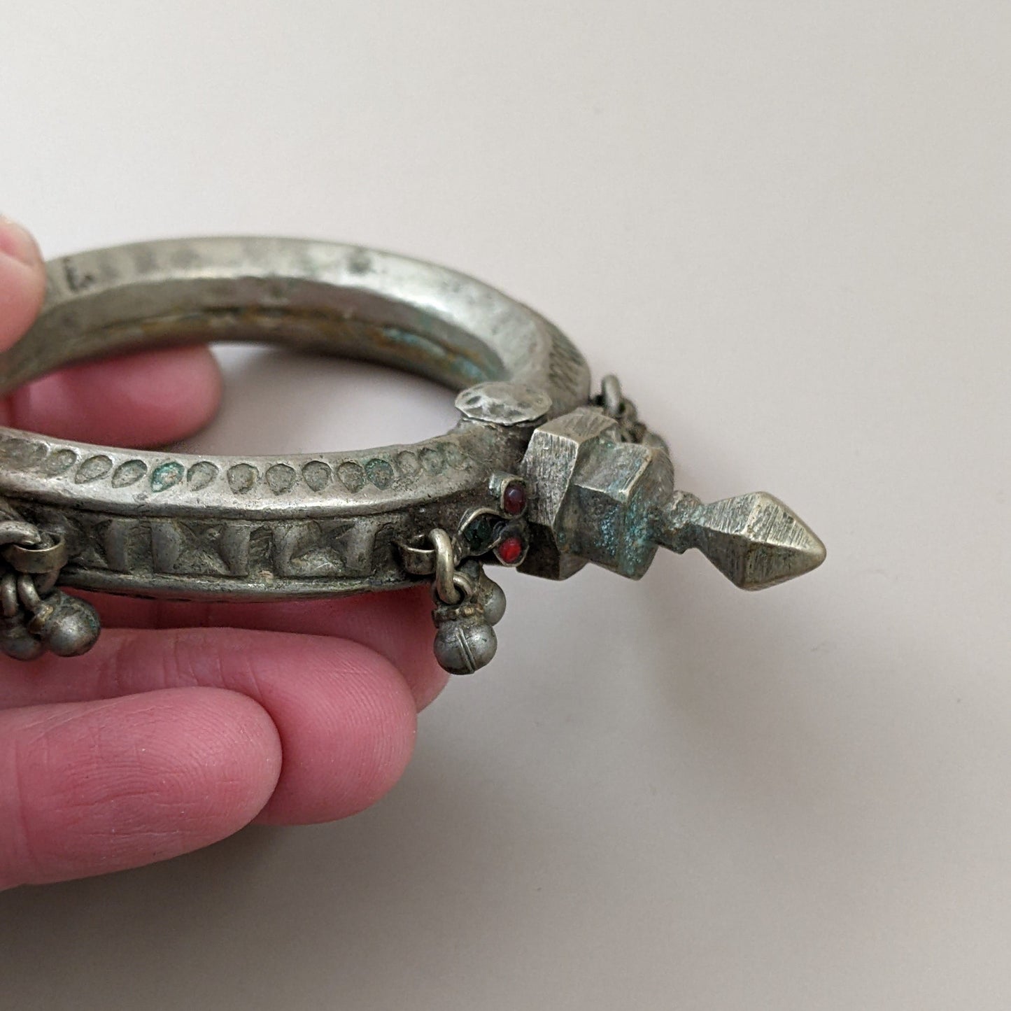 Small Vintage Gurjar Gujjar Bracelet 6" Opens on Hinge Unique Jewelry (#15030)