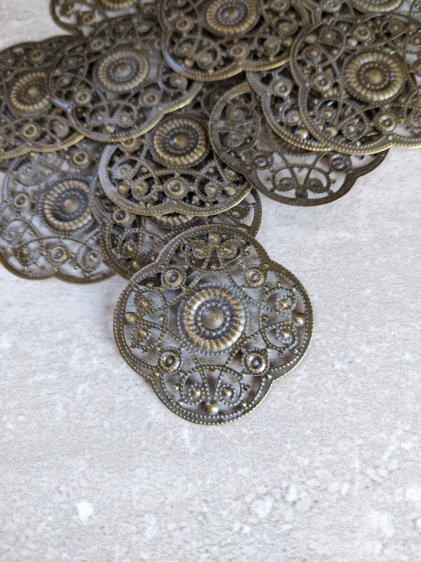 Filigree Flowers 45mm Antique Brass Color Victorian Wrapping Jewelry Components (#9554)