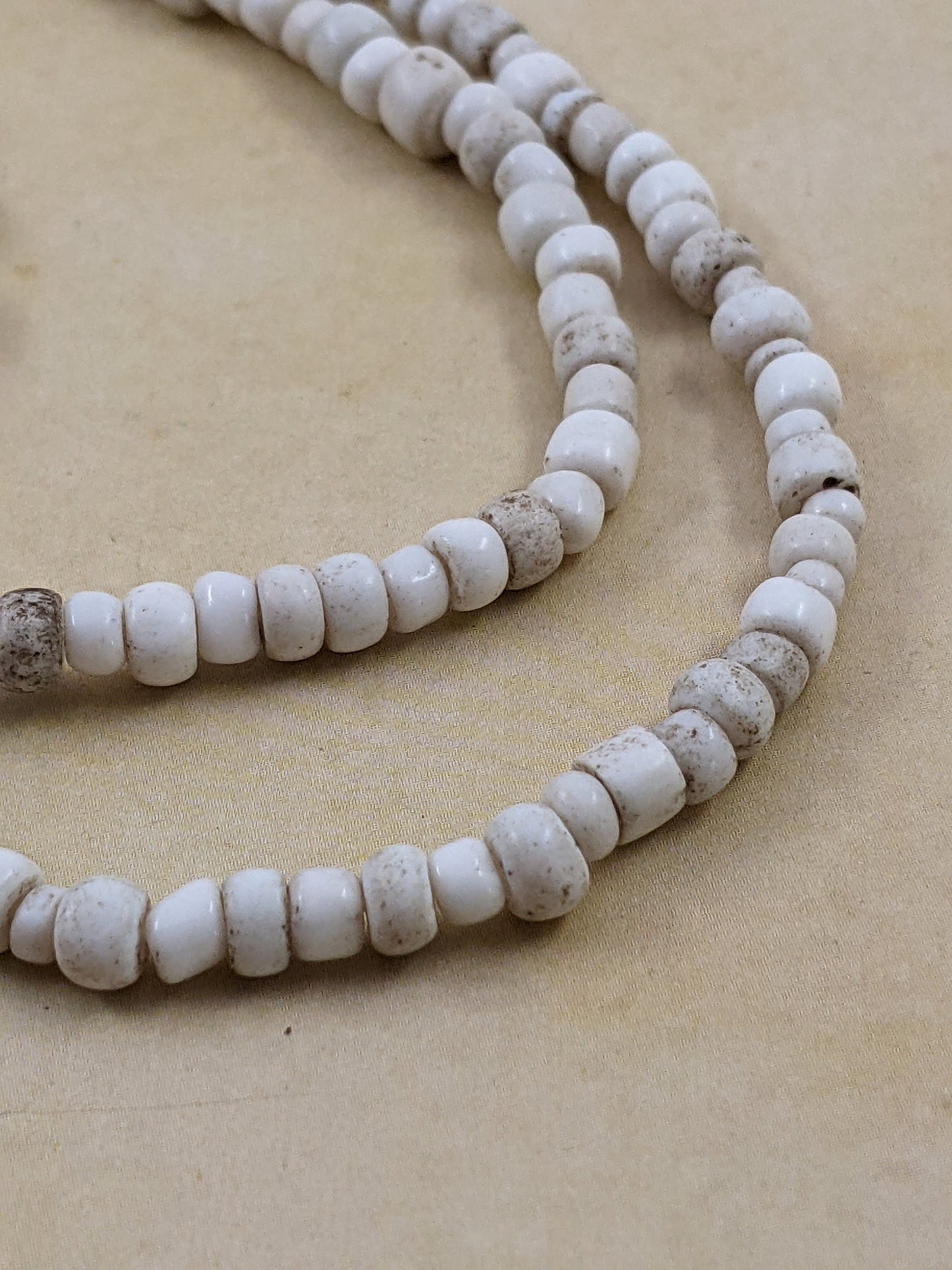 Gilgit Baltistan Old White Tan Beads Ethnic Arts Crafts Supply Unique (#14146)