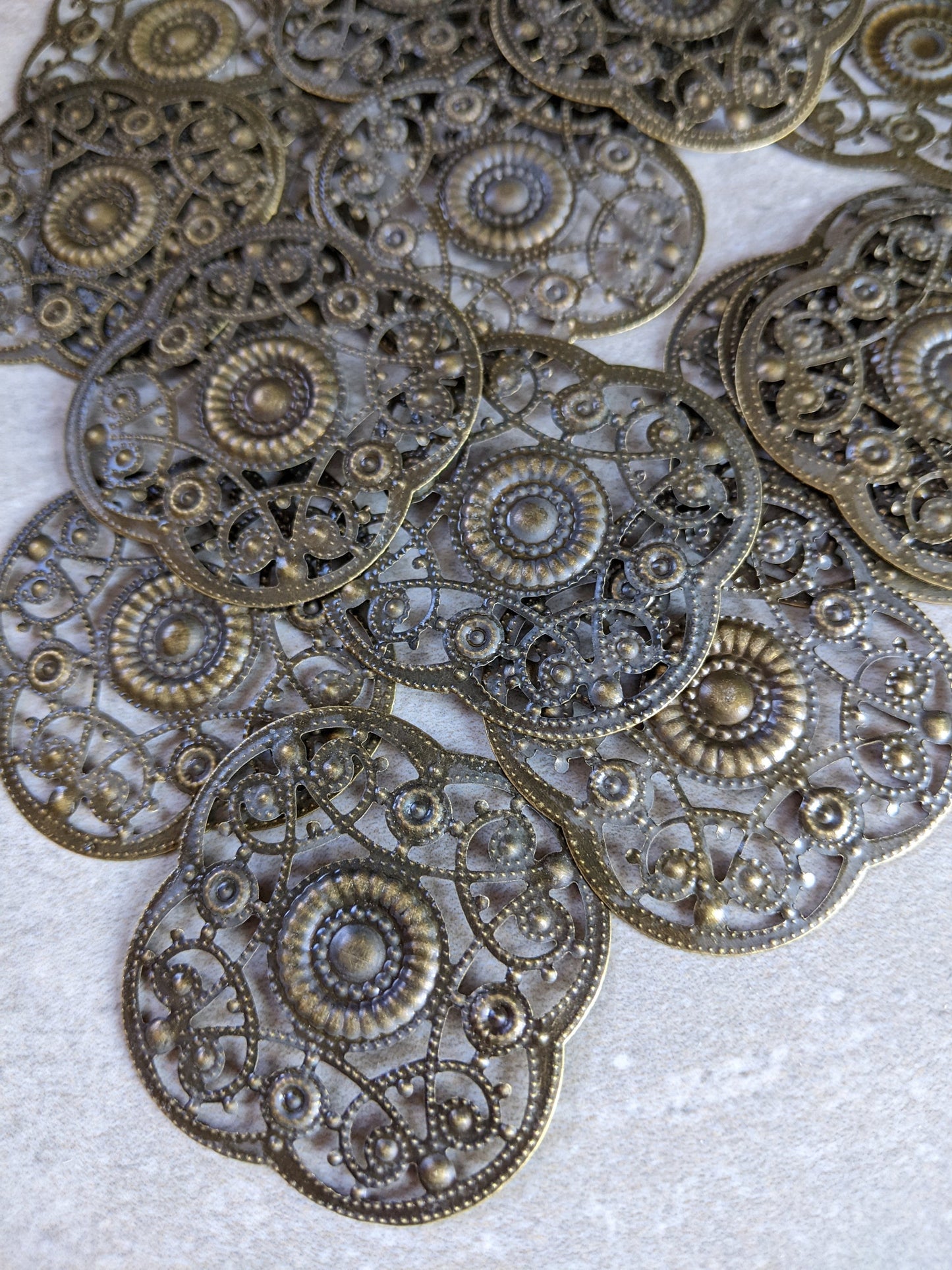 Filigree Flowers 45mm Antique Brass Color Victorian Wrapping Jewelry Components (#9554)