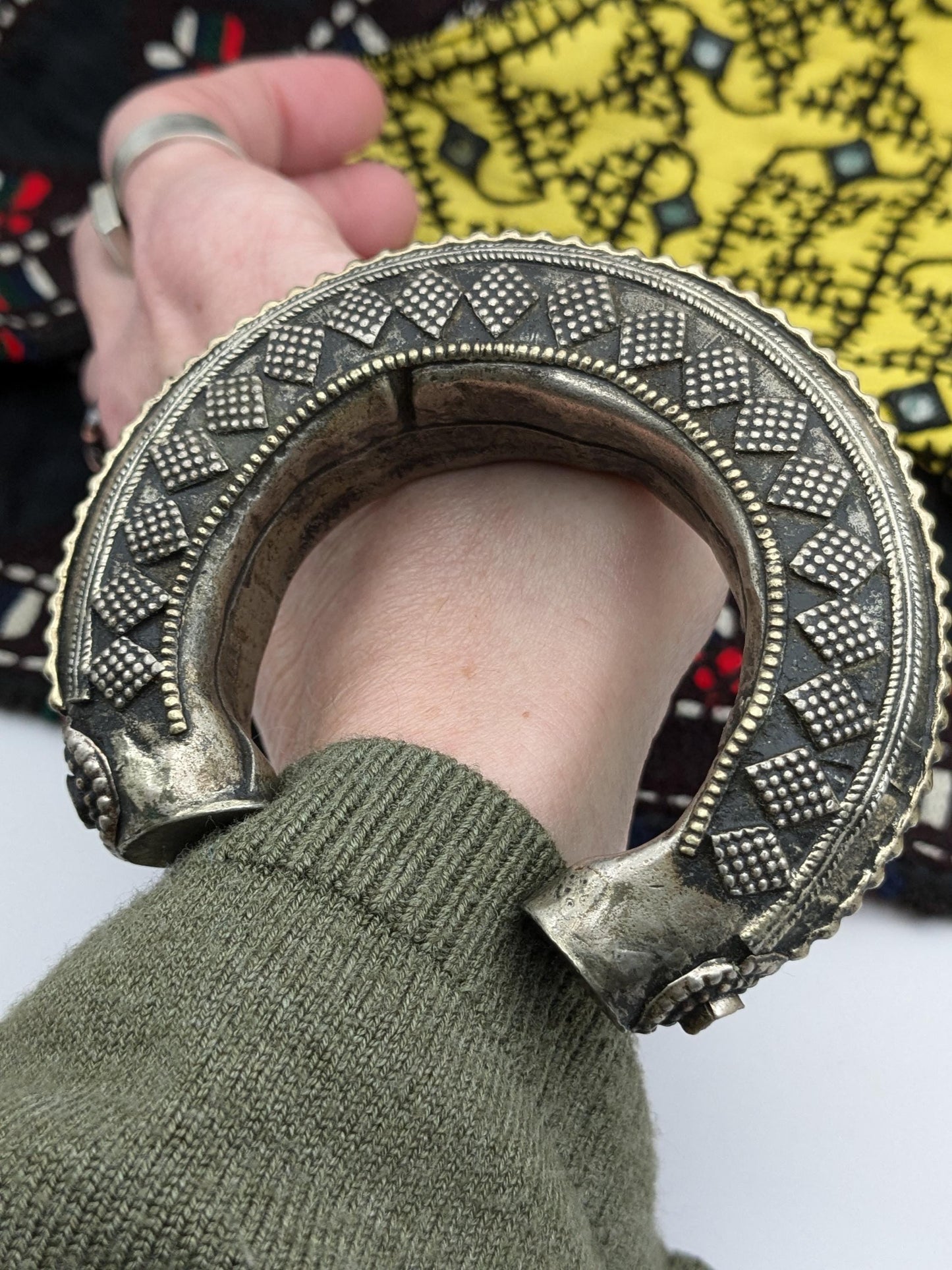 Vintage Afghan Tribal Cuff 6" Wrist Small Bracelet Unique (17323)