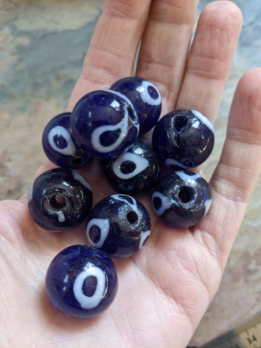 Blue White Vintage Turkish Evil Eye Glass Beads Talisman 22mm 9 Beads (15532)